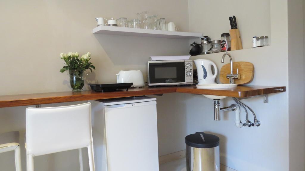 Hotel Kasa Nama Edgemead Habitación foto